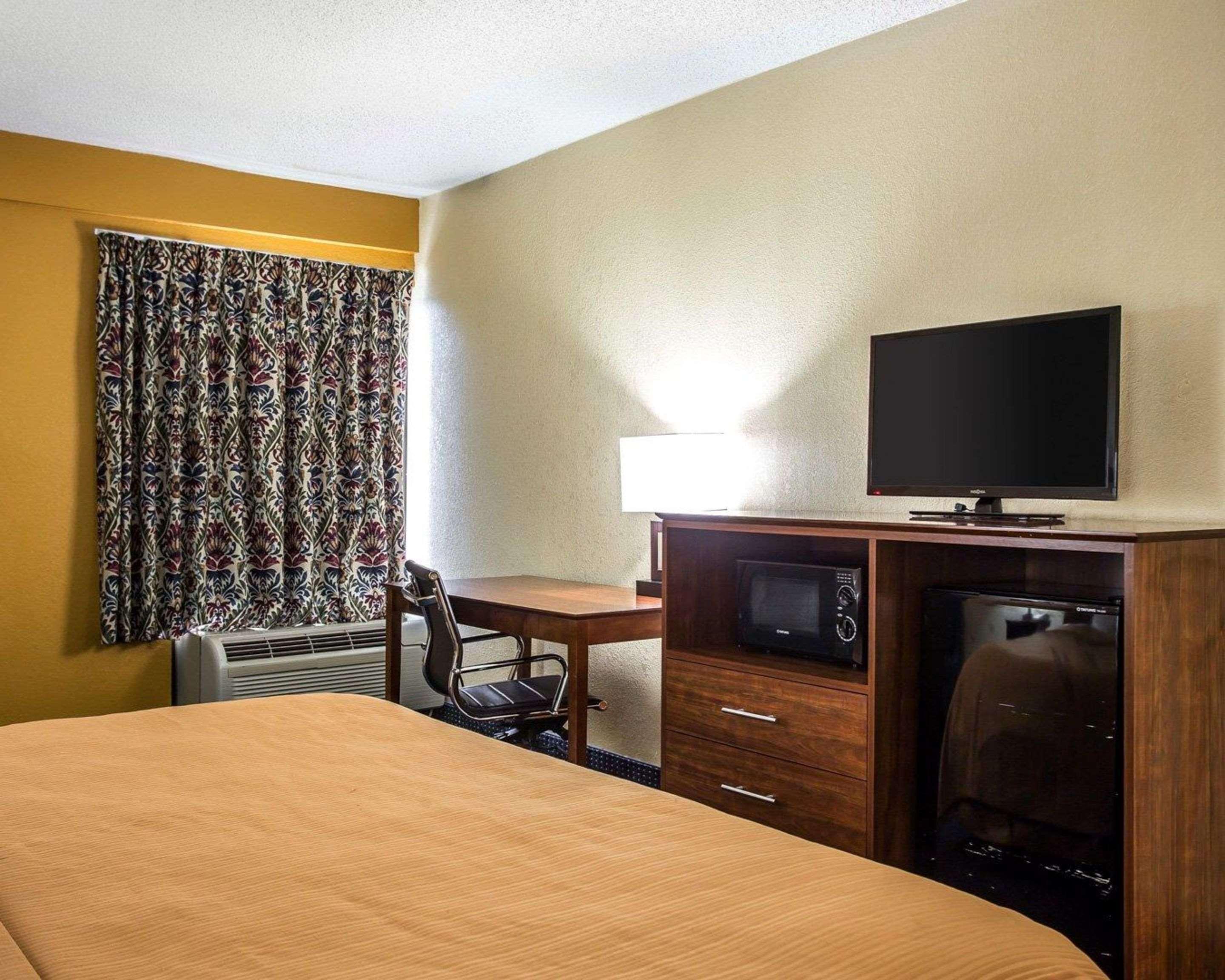 Quality Inn Mullins Marion Exteriör bild