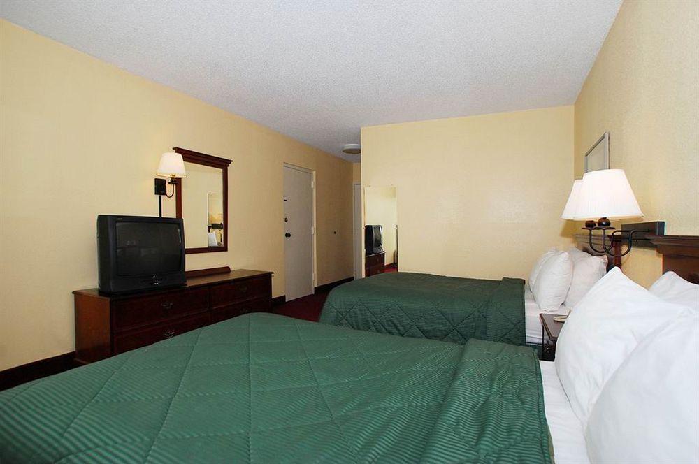 Quality Inn Mullins Marion Exteriör bild